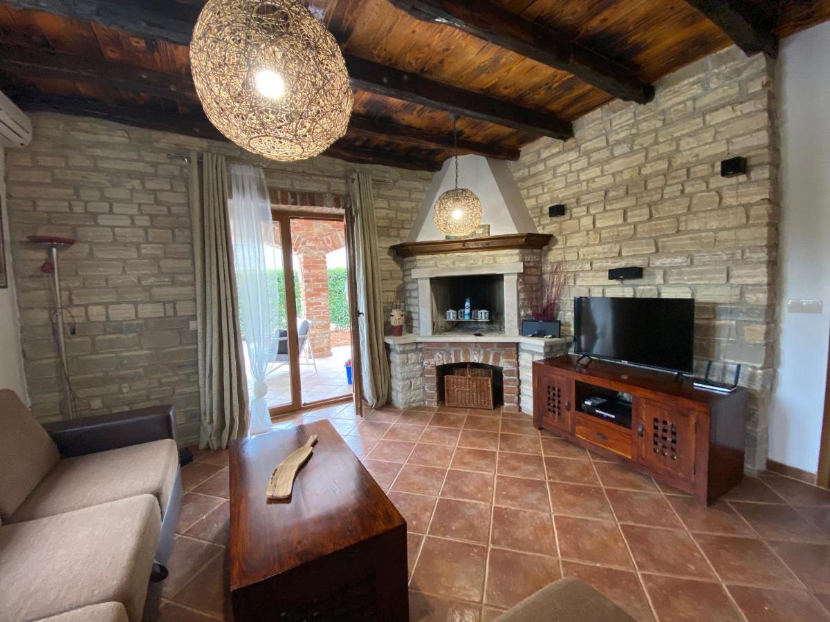 Paradise Villa Cassonni Istria 4 Stars Butkovići Esterno foto